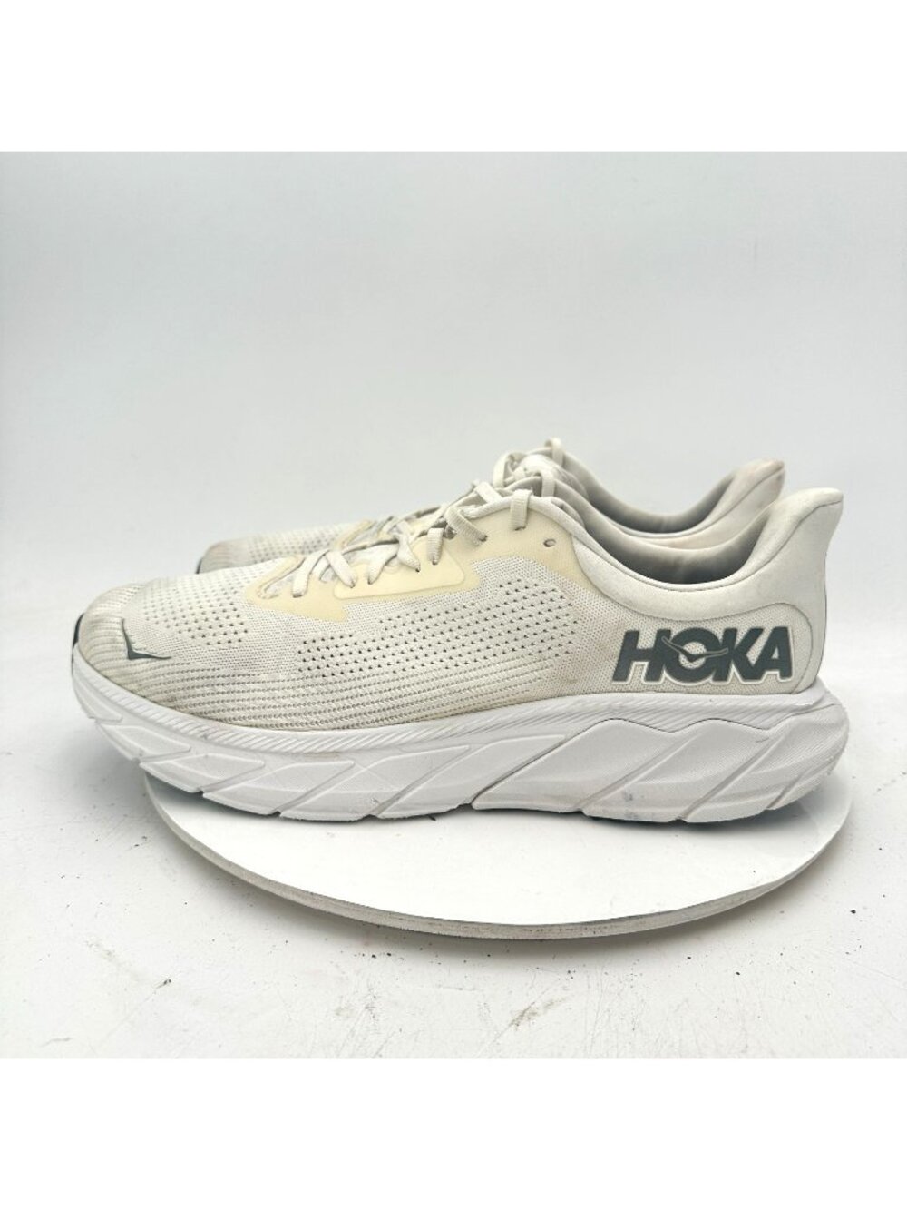 Hoka One One Arahi 7 Men Size 13D 1147850 BDBSW Blanc De Blanc Steel Wool Shoes